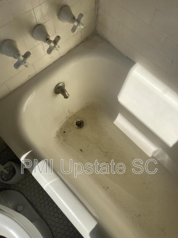 Building Photo - 181 N Fairview Ave