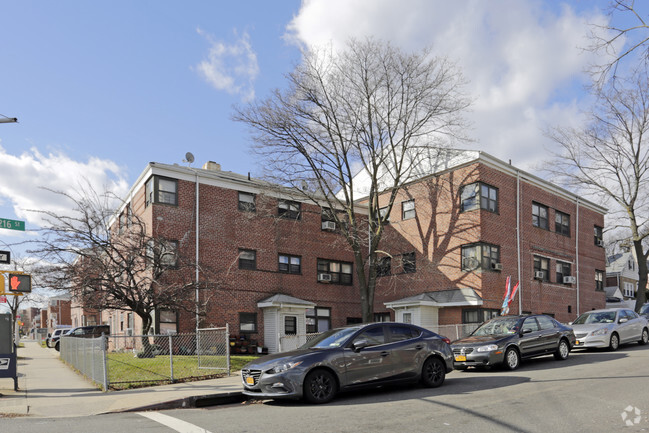 Building Photo - 215-31 Hillside Ave