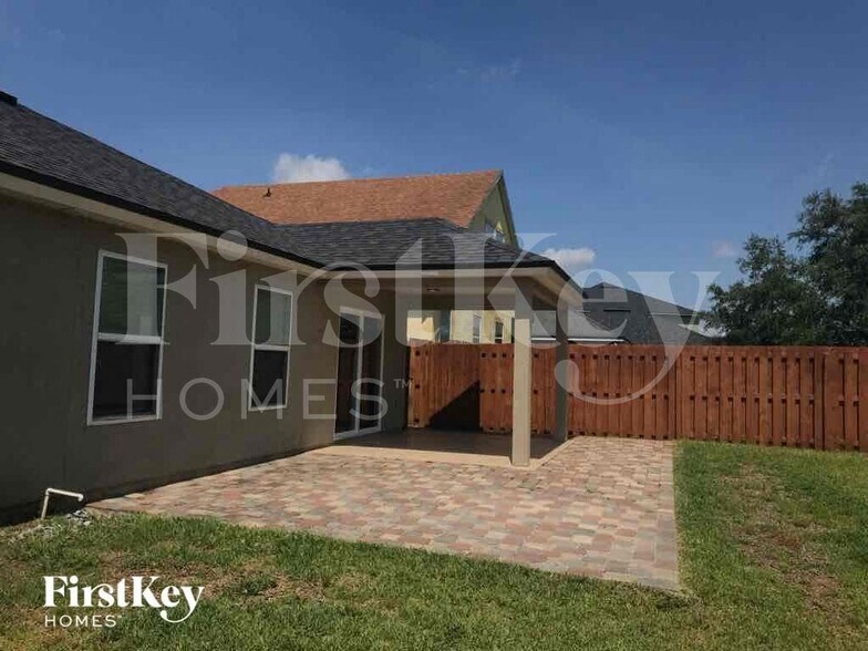 Building Photo - 13319 Smithwick Ln