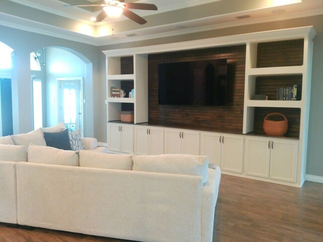 Building Photo - 8206 Big Bend Dr