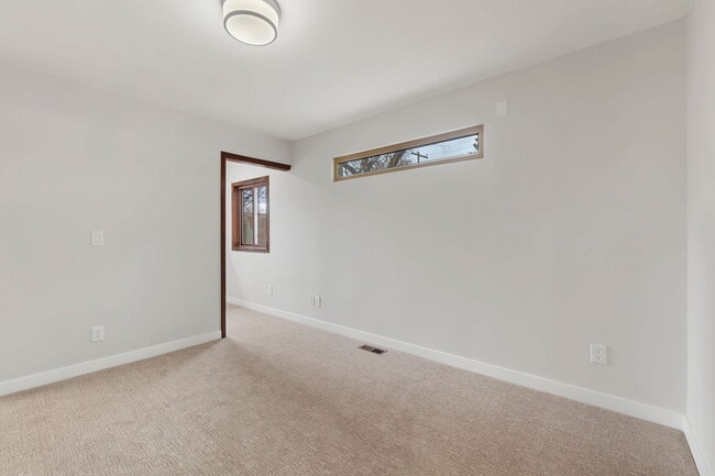 Building Photo - 4210 Balsam St