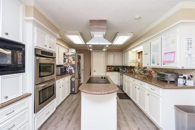 Building Photo - 7719 Apache Plume Dr