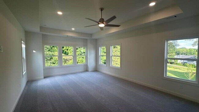 Building Photo - 5365 Travers Ln