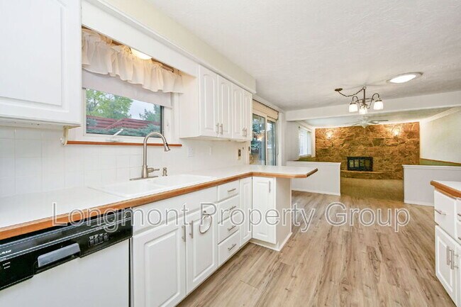 Building Photo - 2336 Smith Ct