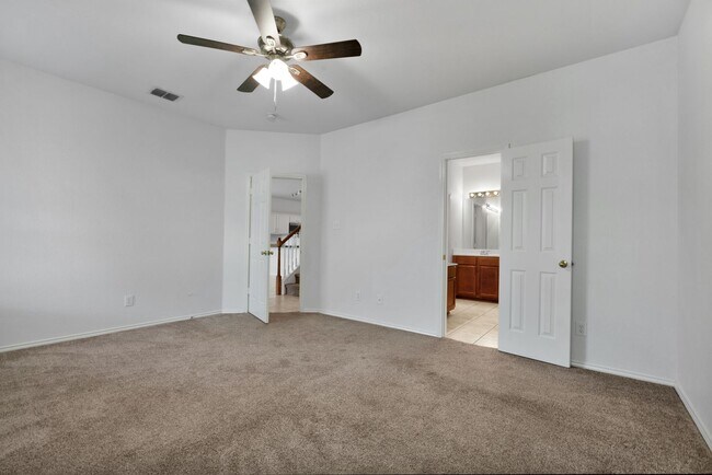 Building Photo - 26803 Sparrow Ridge