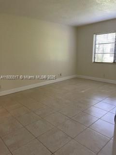 Building Photo - 3109 Oakland Shores Dr