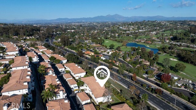 Building Photo - 30902 Club House Dr