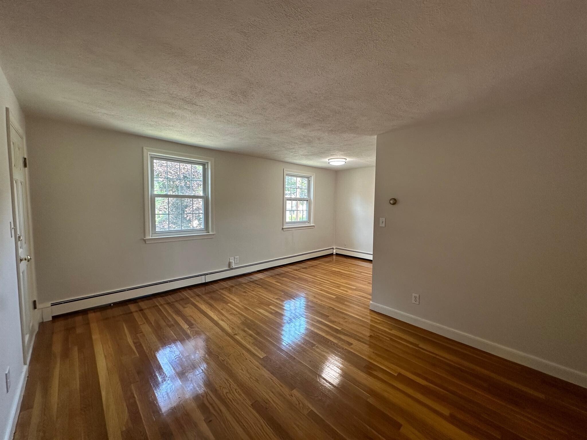 Building Photo - 184 Broadway St