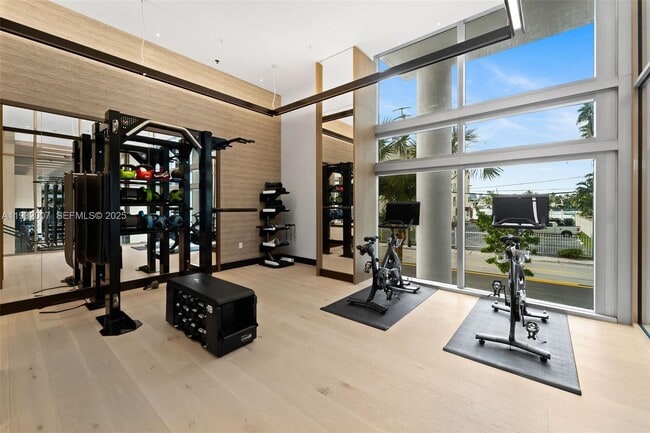 Building Photo - 153 N Seabreeze Blvd