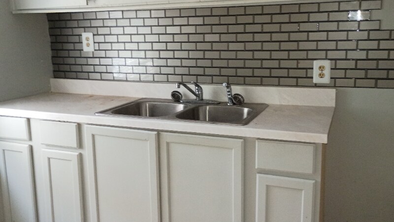 Building Photo - 3566 McKenzie Dr