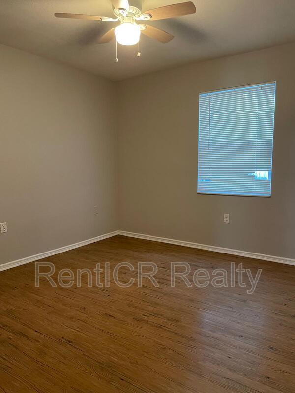 Building Photo - 810 Maple Ridge Rd