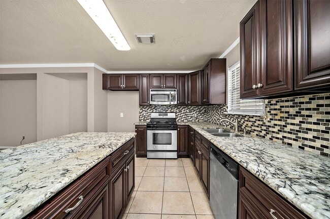 Building Photo - 3822 Clobourne Crossing Ln
