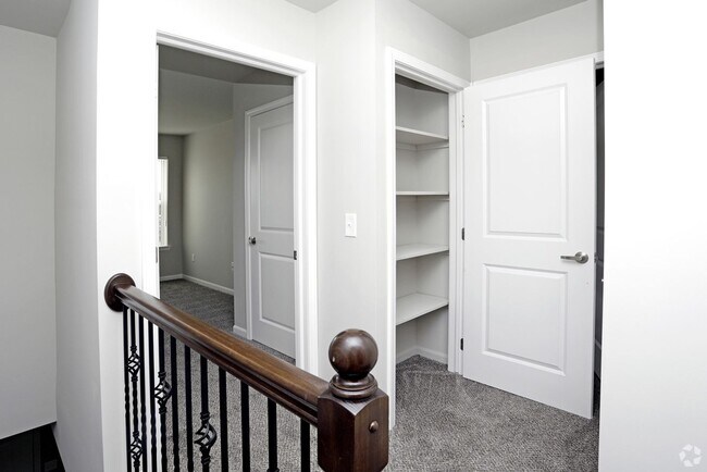 Building Photo - Mid-Town Park