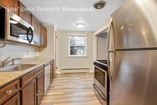 Building Photo - 880 Millersport Hwy