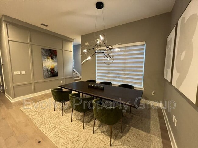 Building Photo - 183 Orange Pl