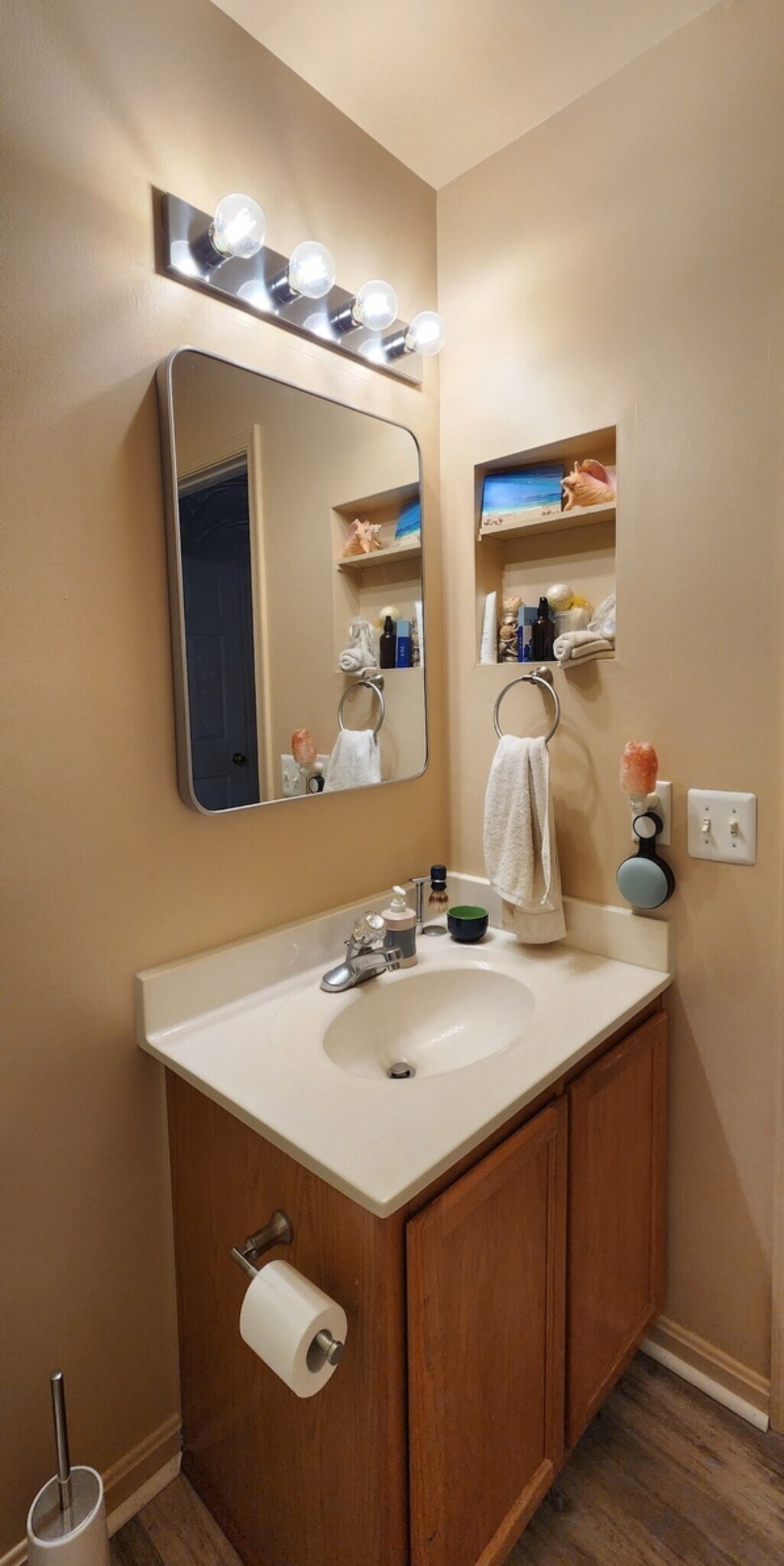 Building Photo - 637 Baystone Ct