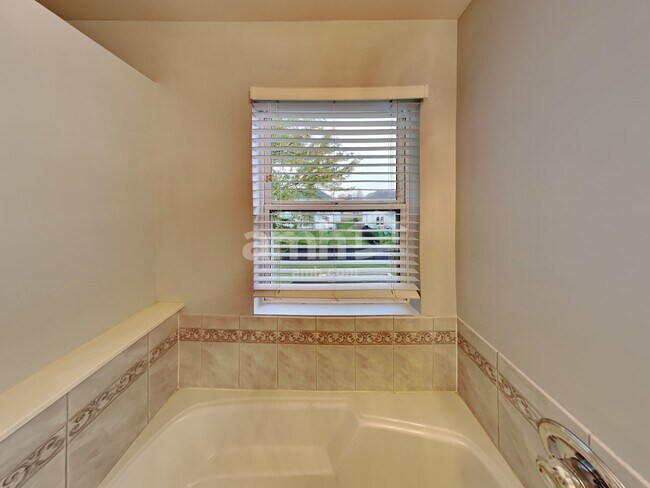 Building Photo - 509 Rebecca Ln
