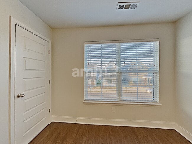 Building Photo - 5209 Tupelo St