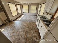 Building Photo - 14935 Wonderland Park Rd