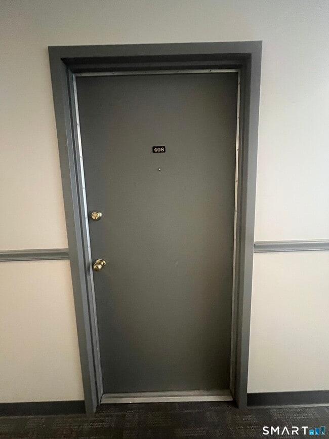 Building Photo - 49 Day St