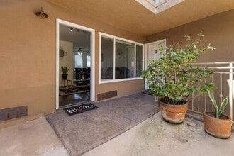 Building Photo - 5510 Adelaide Ave