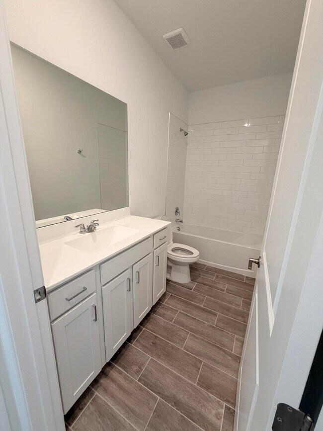 Building Photo - 2955 Spanish Cedar Pl