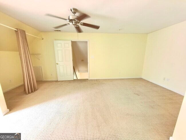 Building Photo - 4009 Treemont Ln