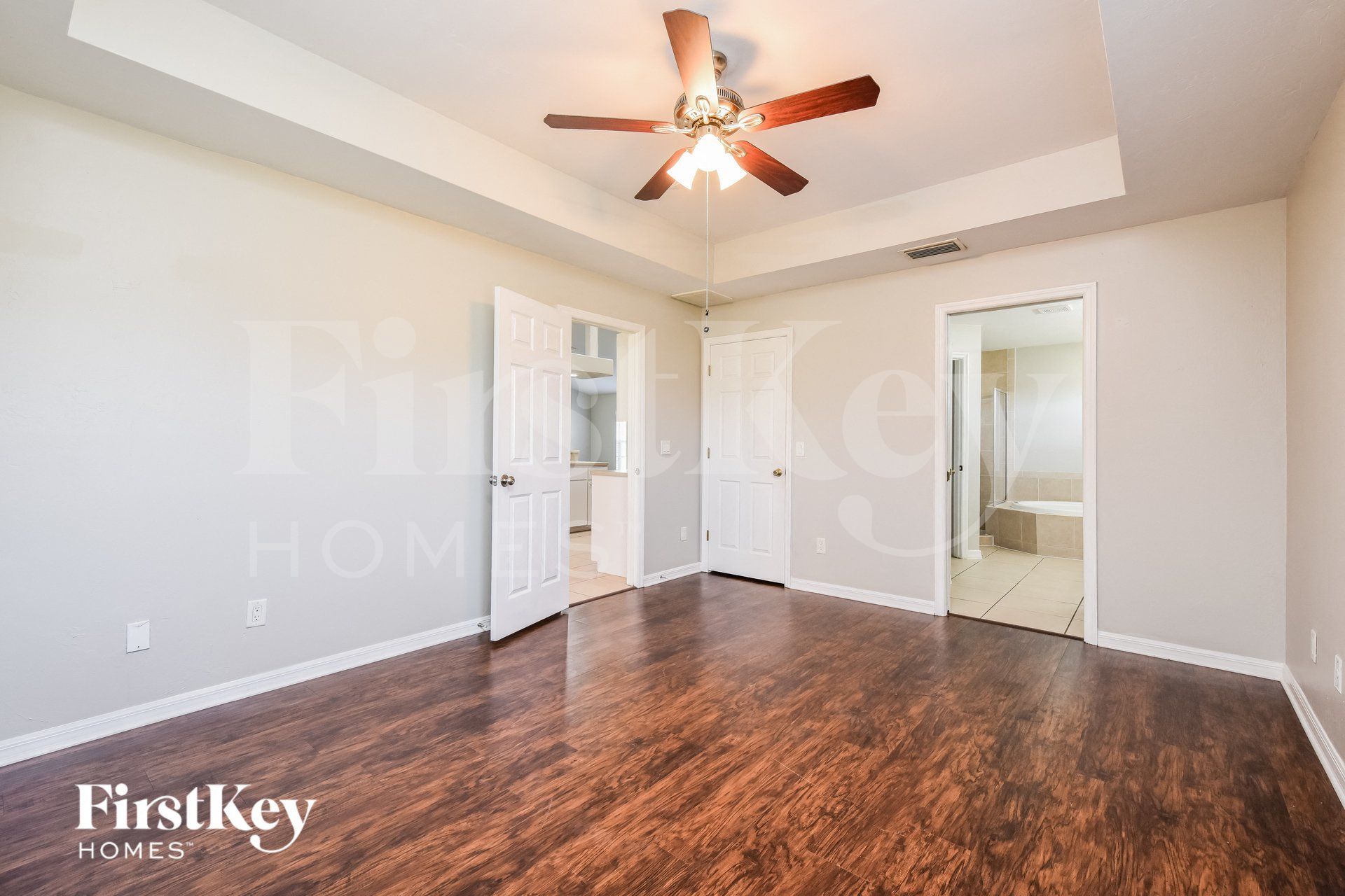 Building Photo - 2547 SW 3rd Pl