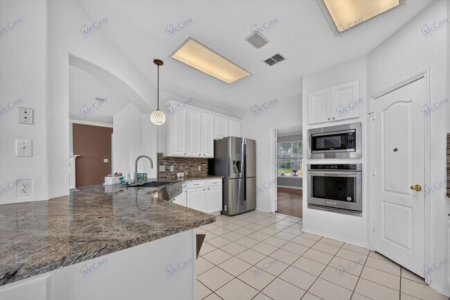 Building Photo - 5101 Timberland Pkwy
