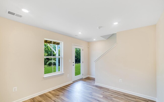 Building Photo - 28 Bigler Rd