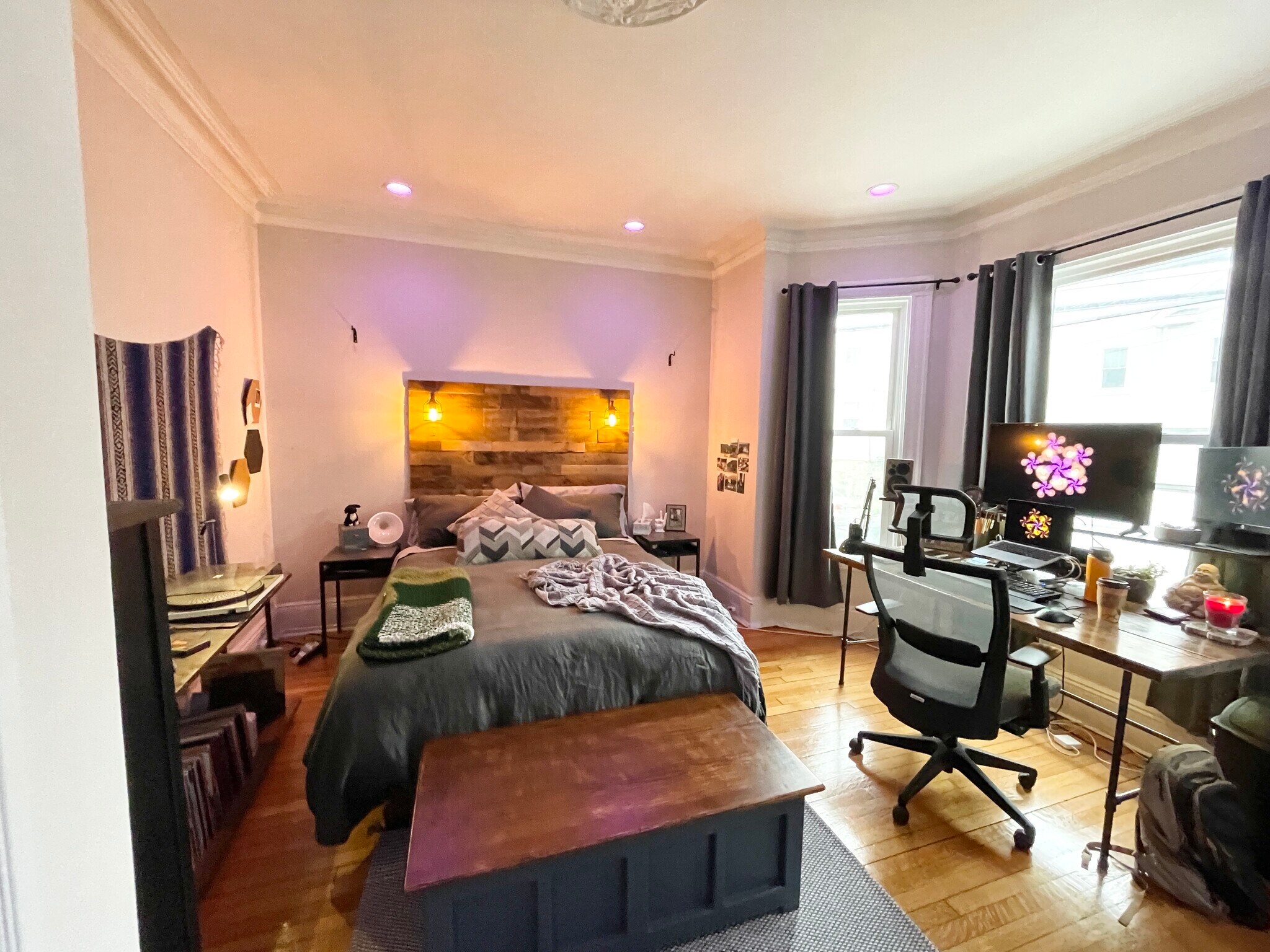 Building Photo - 22 Parker Hill Ave