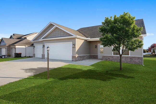 Primary Photo - Brand New Construction Home for Rent – Washington, IL!