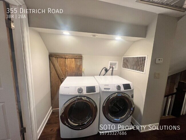 Building Photo - 355 Dietrich Rd