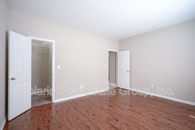 Building Photo - 4238 Sunshine Ave