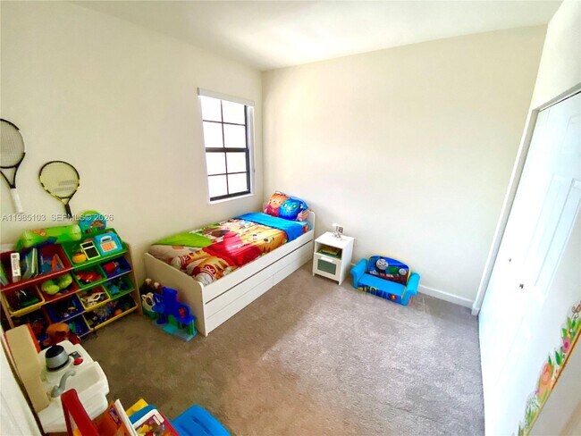 Building Photo - 11489 SW 250th St