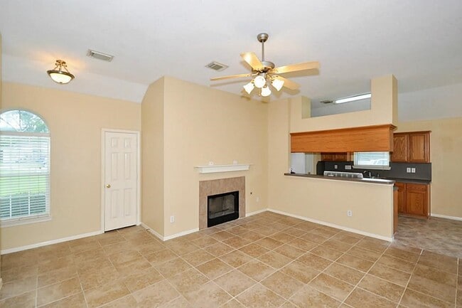 Building Photo - 8715 Charity St