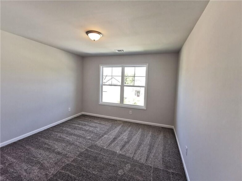 Building Photo - 209 Station Overlook Dr