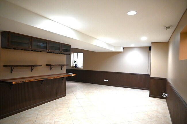 Building Photo - 1254 Chicory Ln