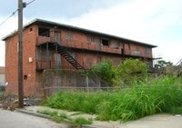 Building Photo - 2013 S Liberty Rd