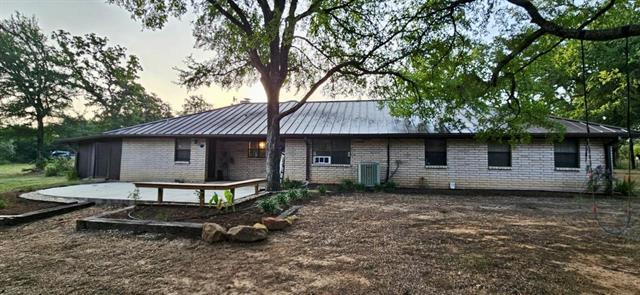 Building Photo - 524 Sanders Rd