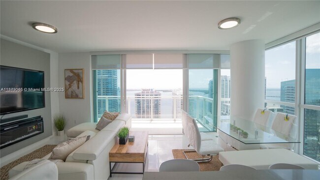 Building Photo - 1080 Brickell Ave