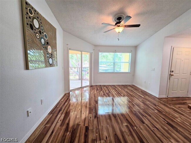 Building Photo - 12630 Equestrian Cir