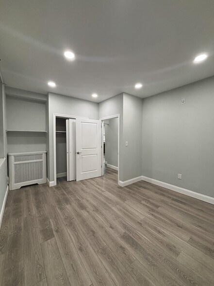 Bedroom 1 - 1000 Christian St