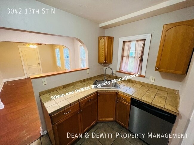 Building Photo - 3042 13th St N