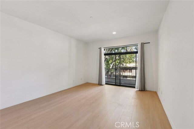 Building Photo - 742 Locust St