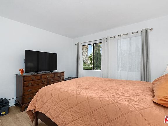 Building Photo - 3544 S Centinela Ave