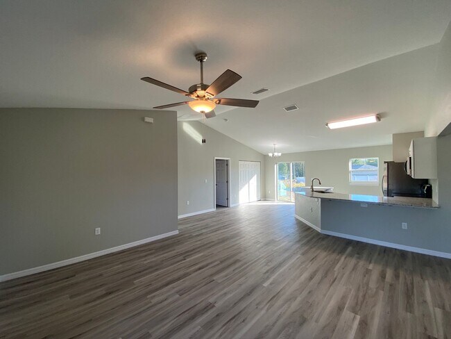 Building Photo - Great SE Ocala Home 3/2/2 **Won't Last**