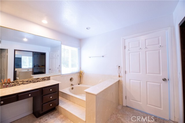 Building Photo - 1512 Eldertree Dr
