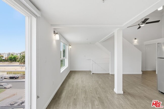 Building Photo - 4980 S Centinela Ave