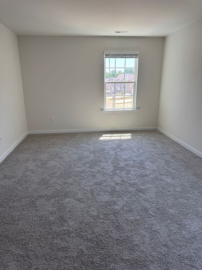 Building Photo - Brand-New 4 Bedroom Home in The Hamptons at Hickory – Modern Living, Pet Friendly